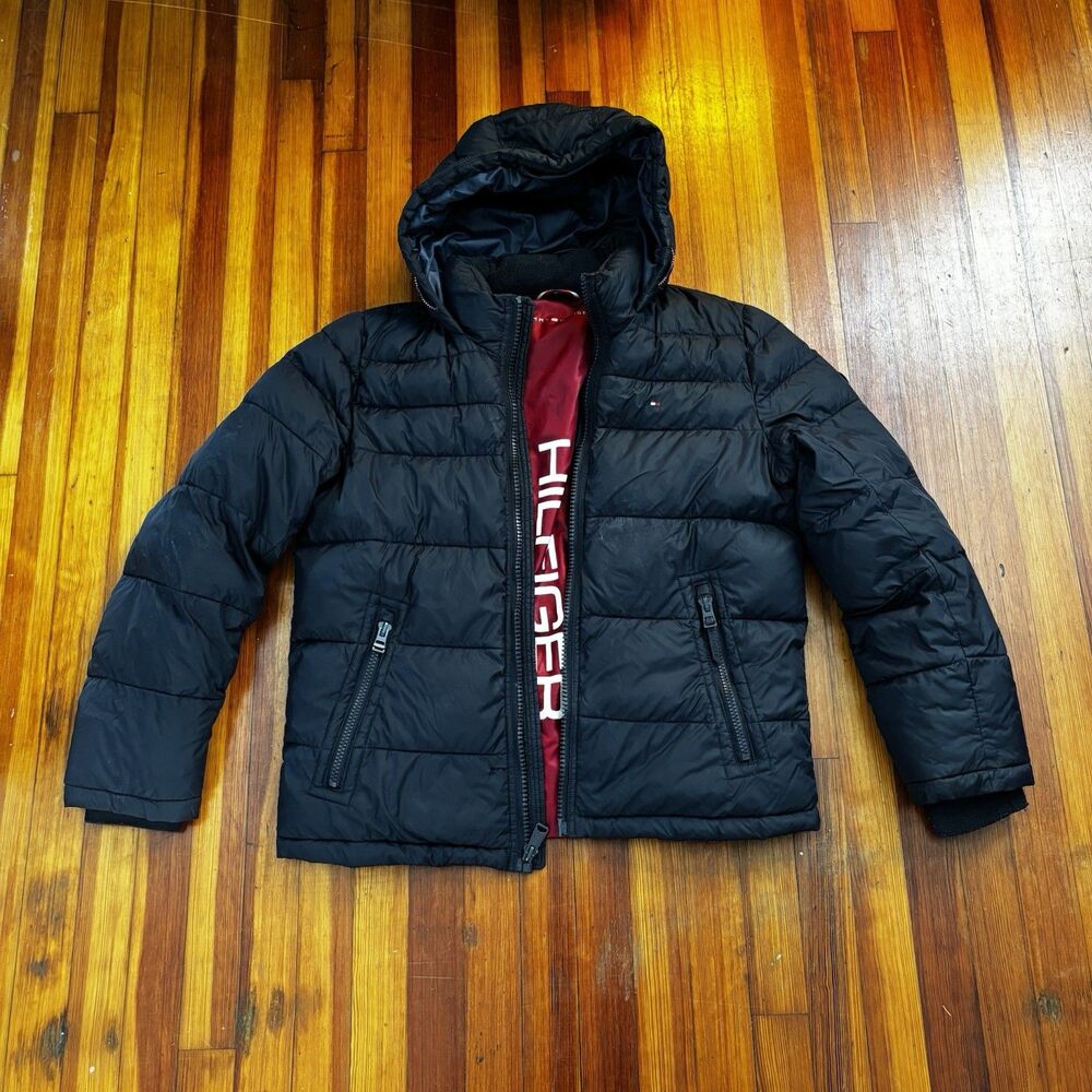 Tommy Hilfiger Men's Hooded puffer Jacket Black Size Medium Mountain Patch